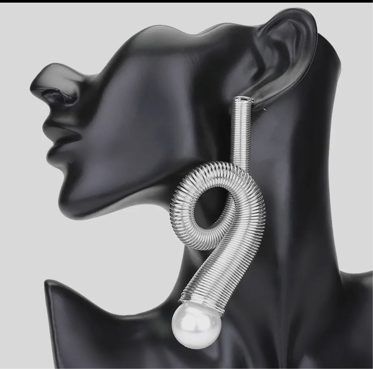 PEARL STATEMENT EARRING Gold or Silver