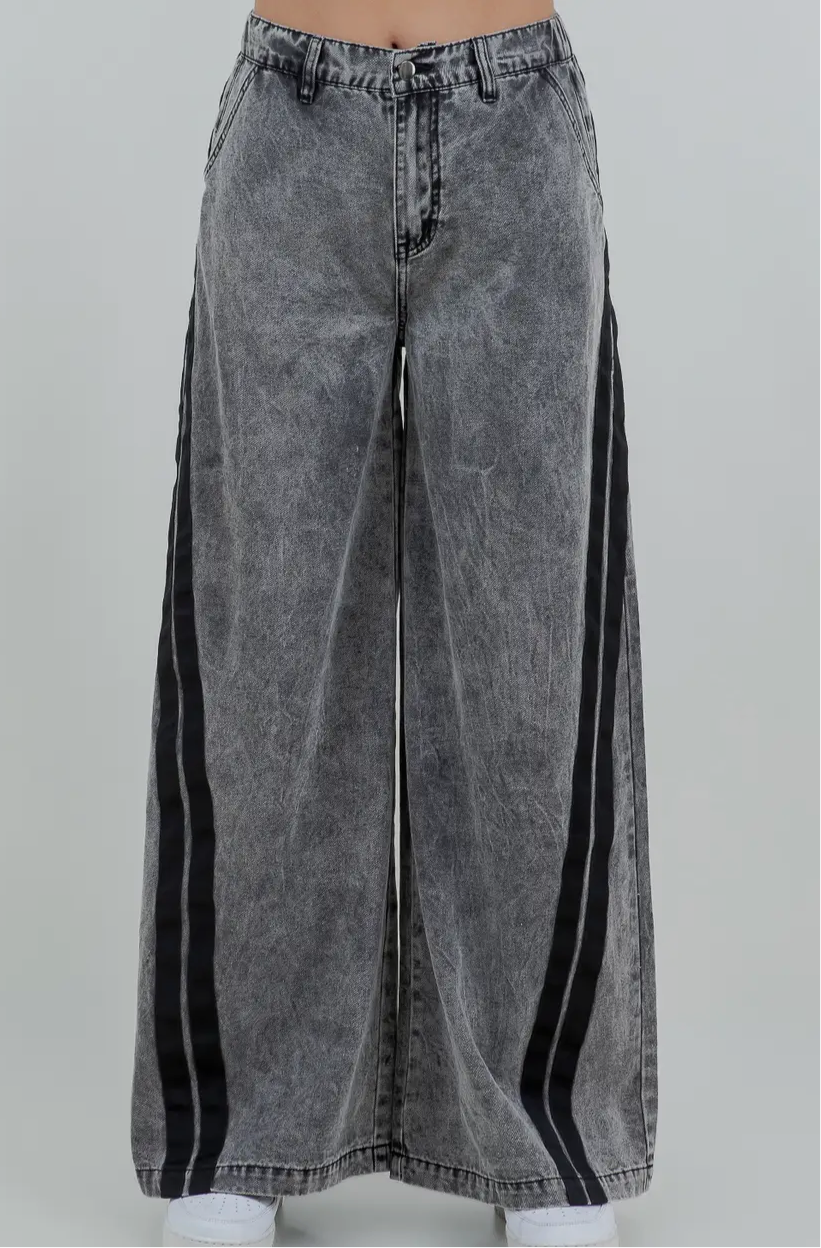 Acid Washed Pull On Wide Leg Jeans