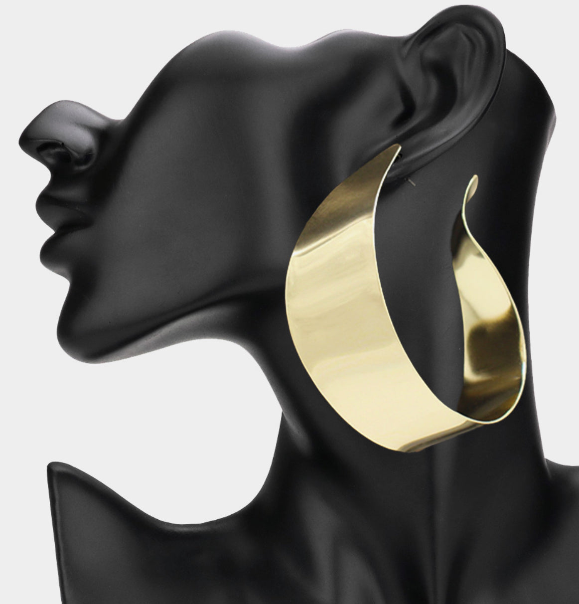 Oversized Metal Hoop Earrings_Gold