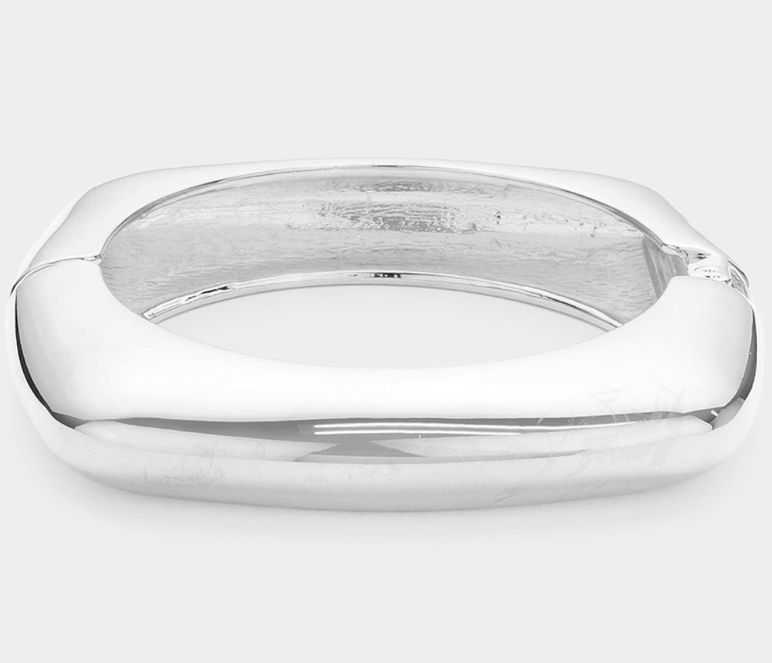 Chunky Metal Hinged Bangle _Gold only