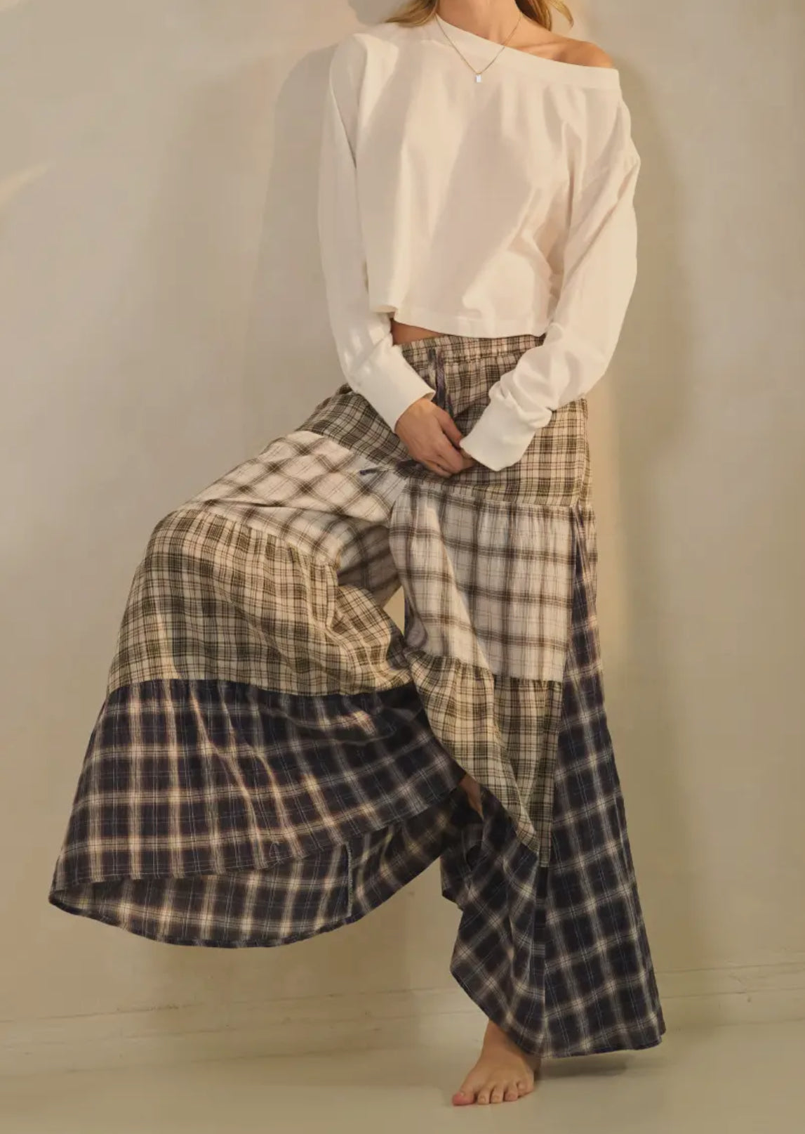 Bugle Boy Wide Leg Plaid Pants