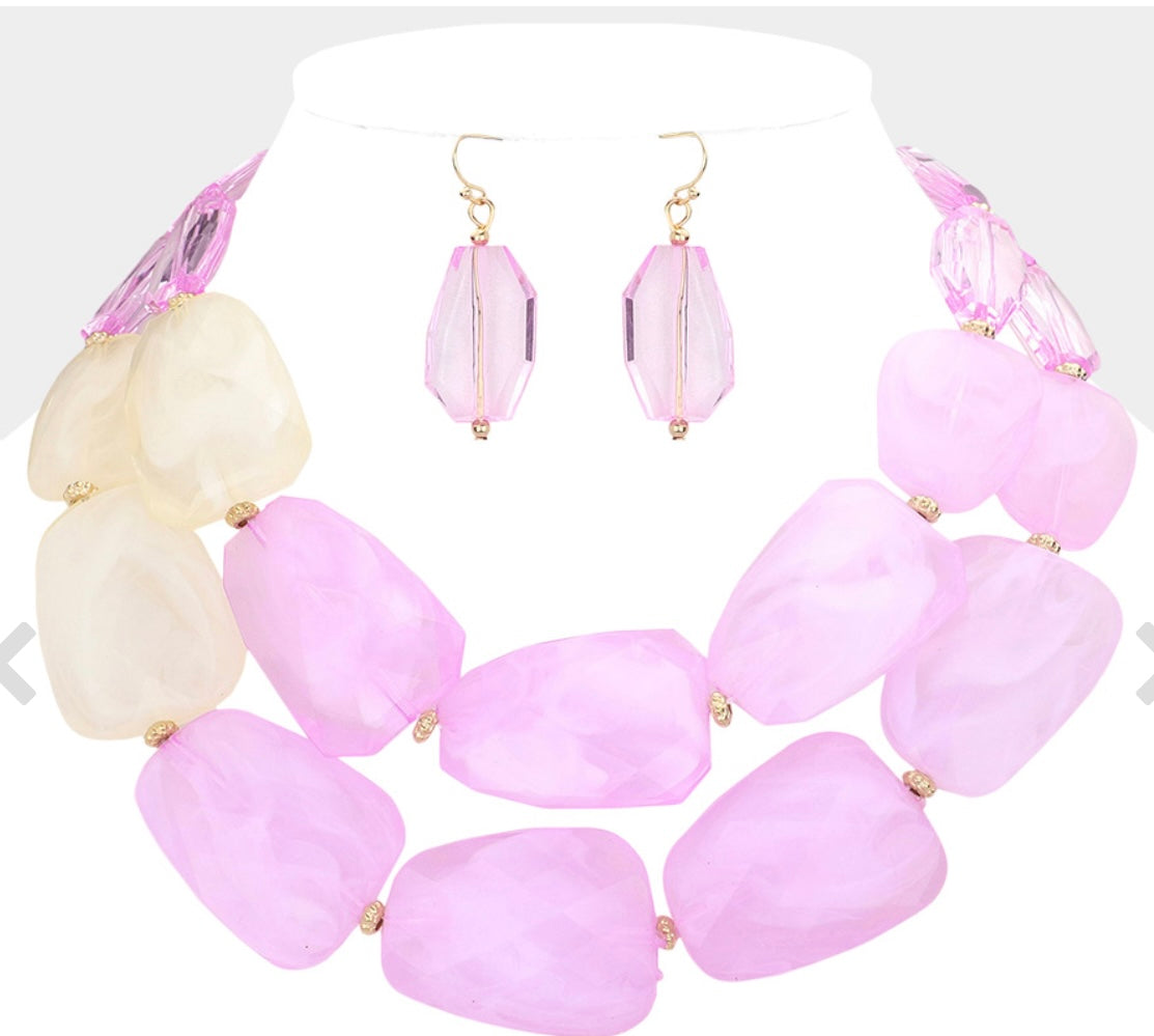 GD LAVENDER _Tiered Resin Pebble Necklace