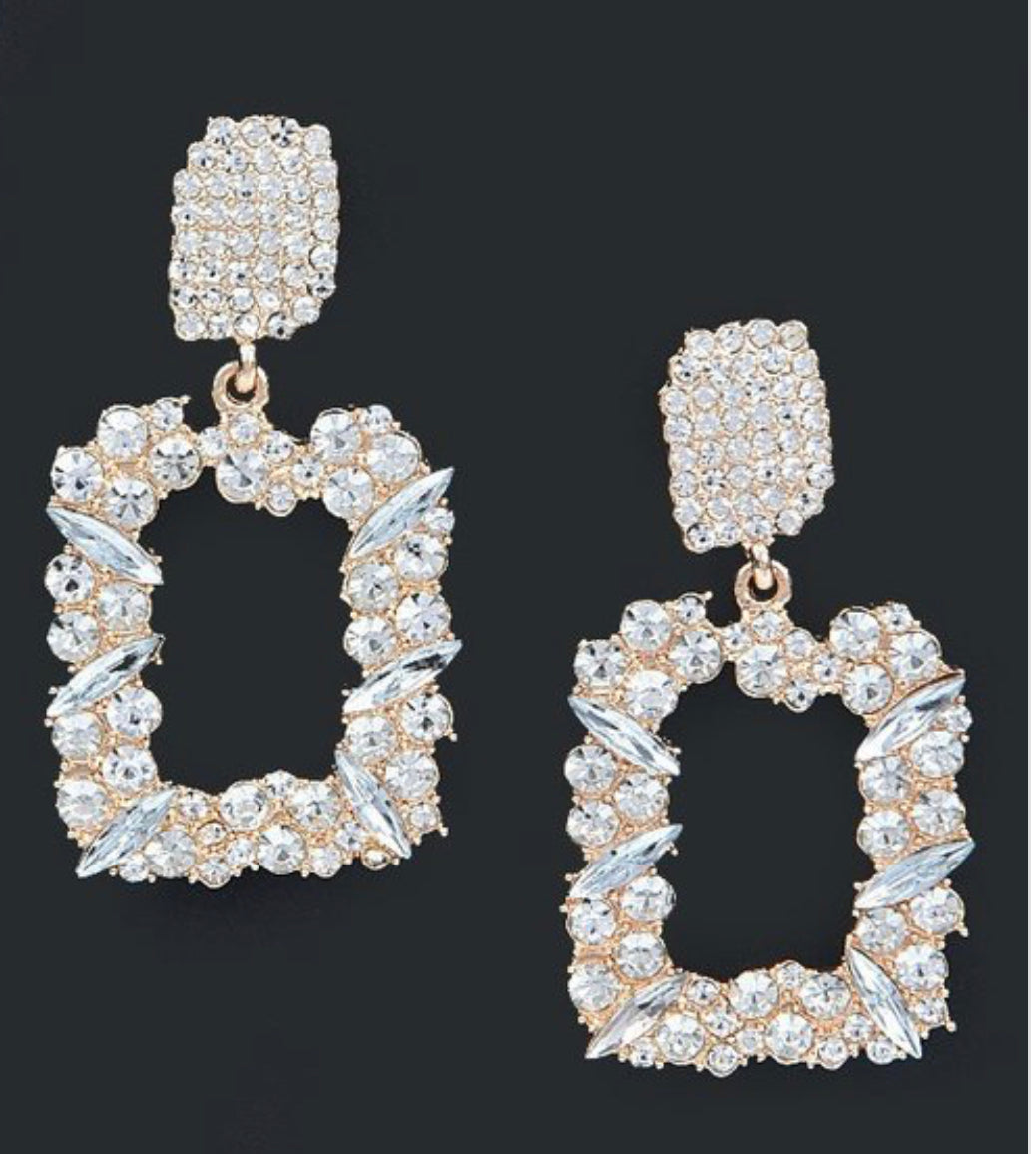 Gold Tone Dazzling Rhinestone Earring