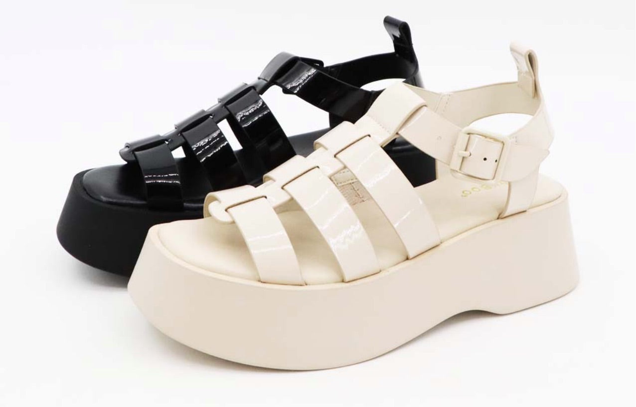 Courtney Fisherman Sandal