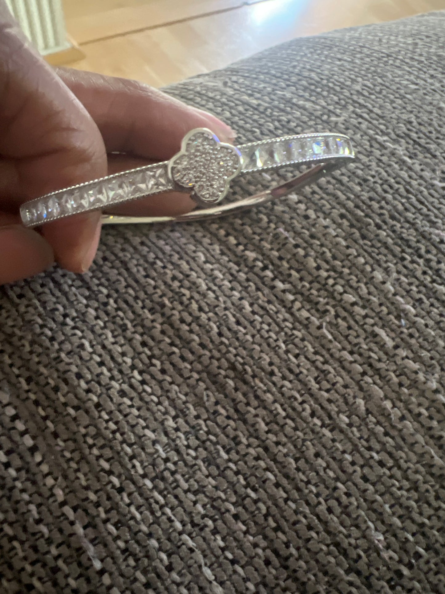 Luxury Silver Rhinestone Bracelet Clover