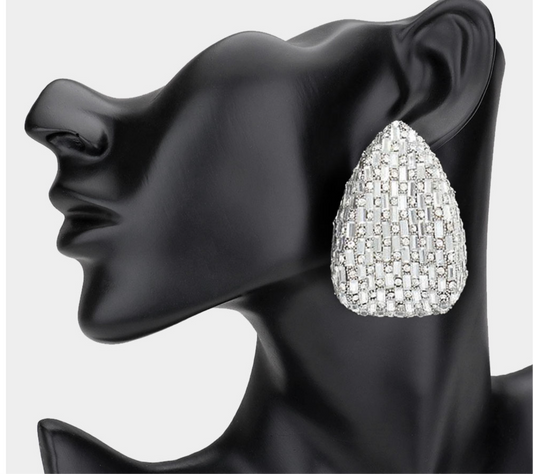 Bold Glam Rhinestone Teardrop Earrings_Silver