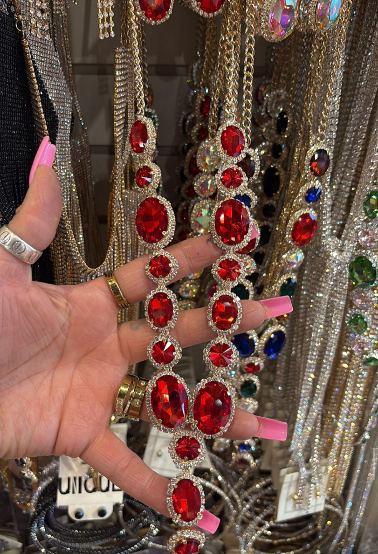 On Time Glass Stone Necklace Set