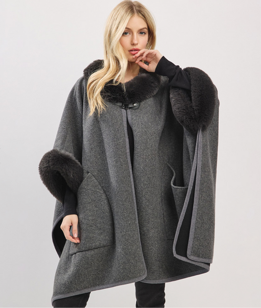 Faux Fur Trim Toggle Clasp Front Cape Wrap Poncho