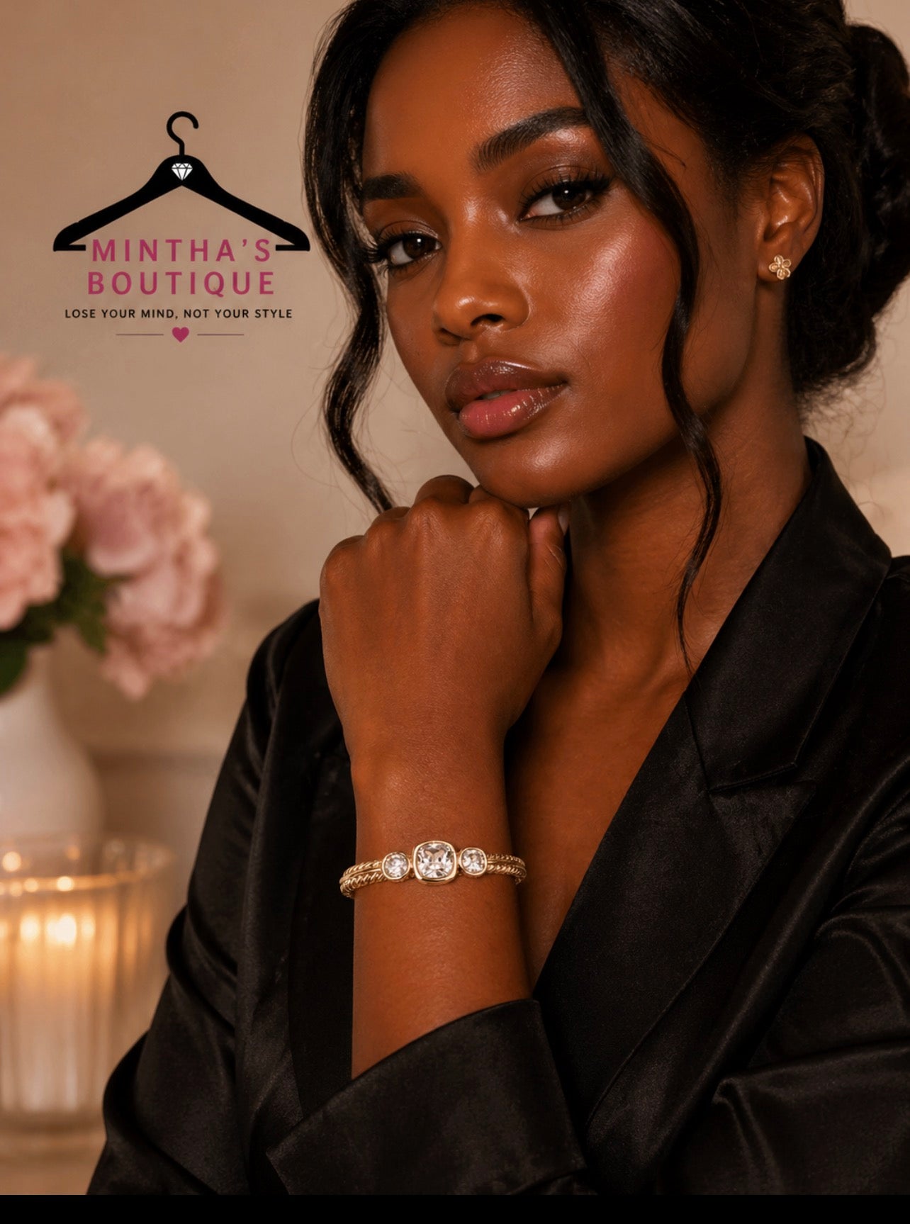 Matrix Gold Hinged W/3Stones Bracelet