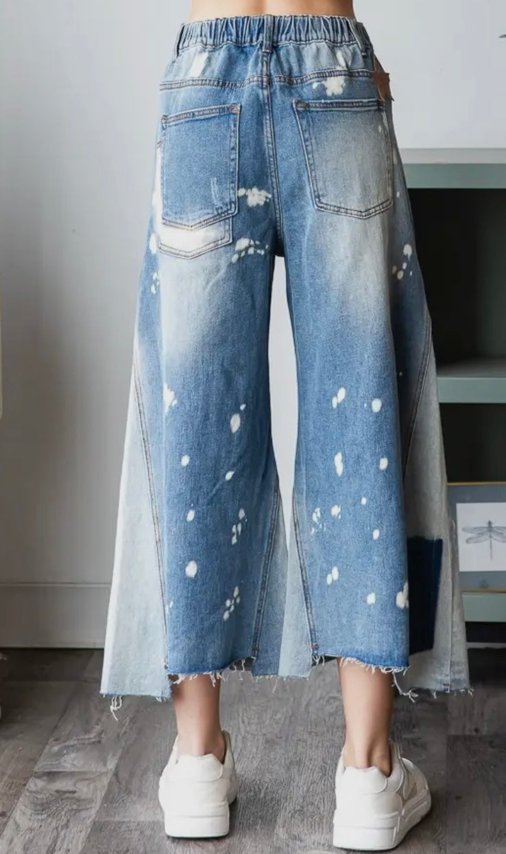 Watch Me Cropped Jeans