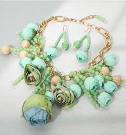 BOHO Bold Chunky Floral Statement Necklace