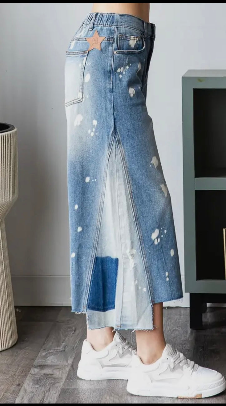 Watch Me Cropped Jeans