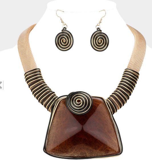 Metal Spiral Pointed Abstract Resin Pendant Statement Necklace