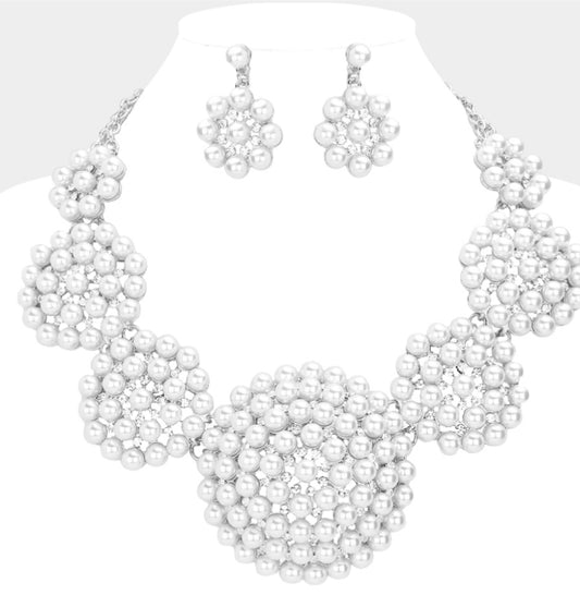 Floral Rhinestone Pearl Cluster Statement Necklace