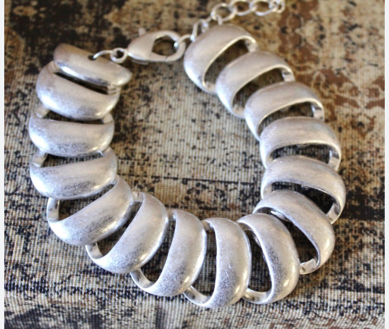 Statement Silver Braclet
