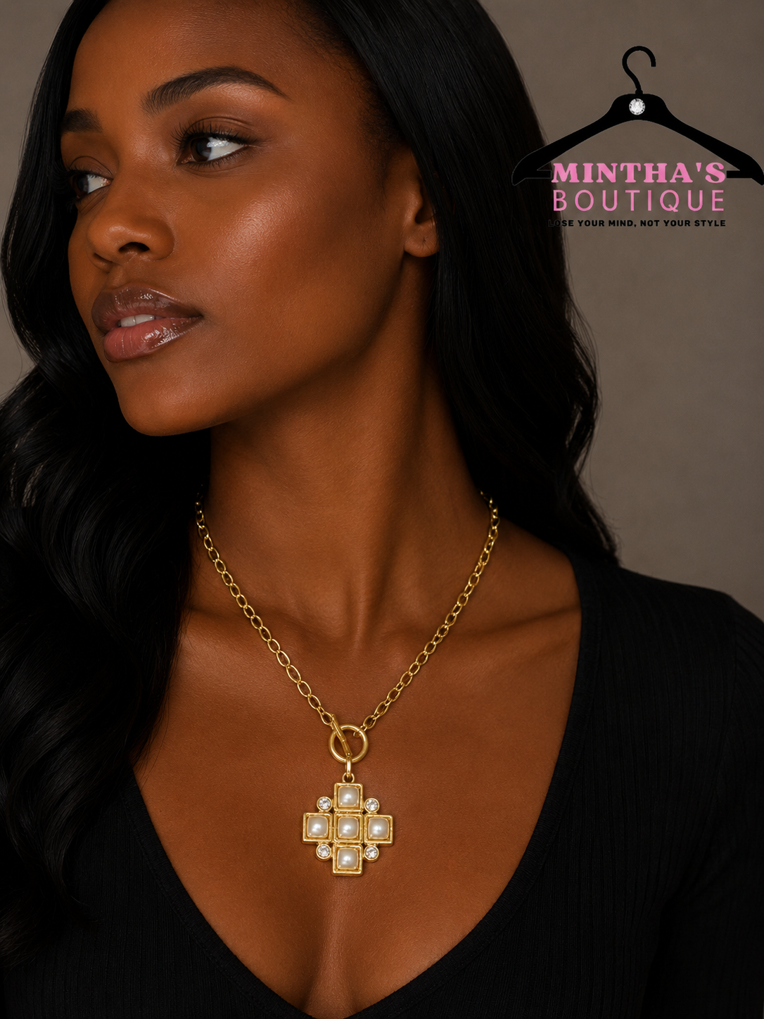 Matte Gold Pendant Pearl & Gold Necklace