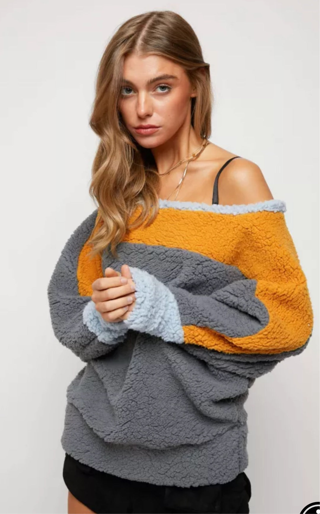 Dakota OffShoulder Terry Swestshirt